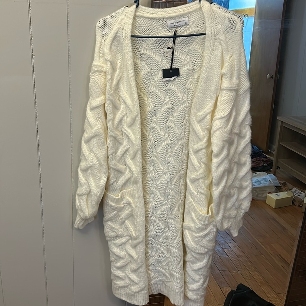 Pink Lilly long cardigan
Never worn